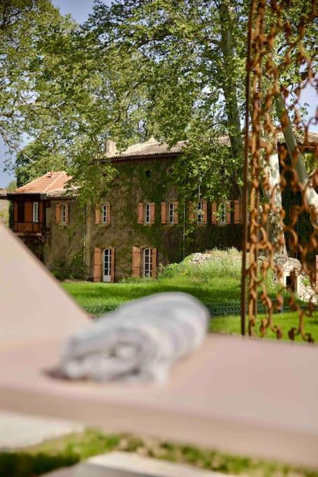 Chambres D'Hotes B&B - Chateau De Sienne Proche Avignon Orange Piscine Riviere Chusclan Buitenkant foto